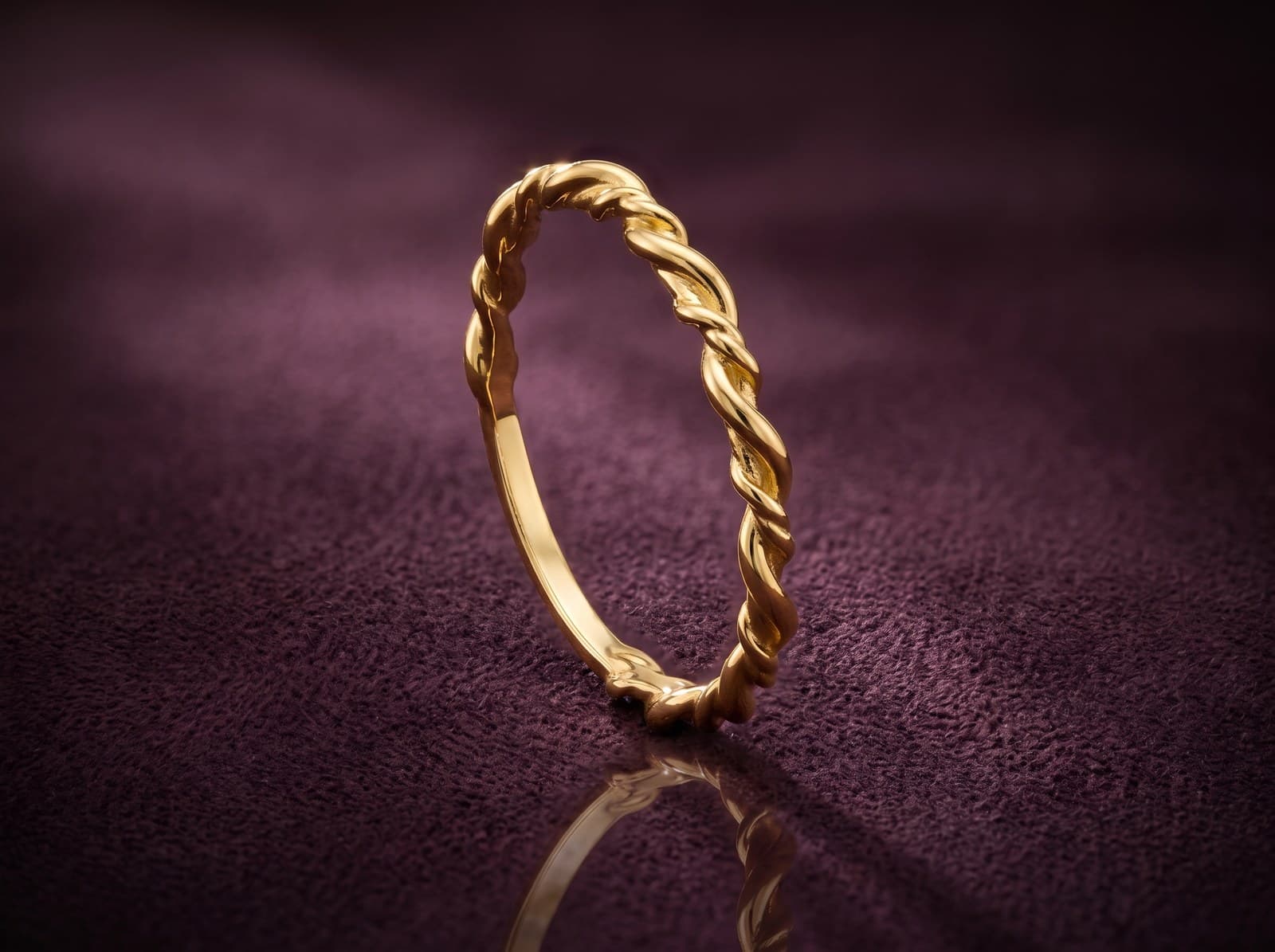 Hessa · studio photograph