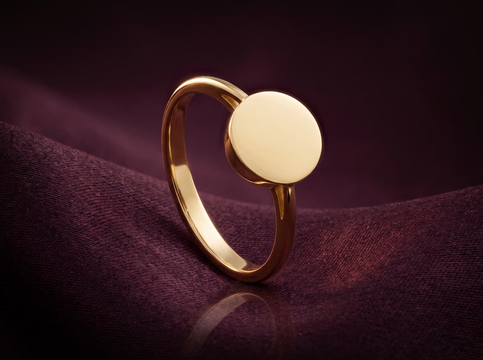 Ohoud · studio photograph